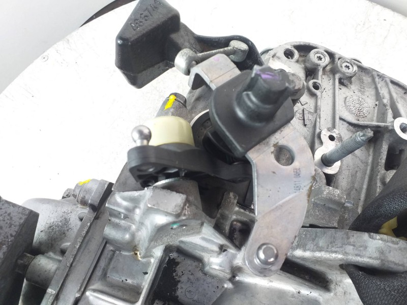 Recambio de caja cambios para peugeot 3008 active referencia OEM IAM 20MB26  