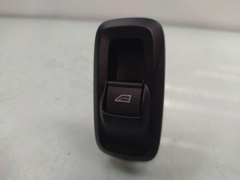 Recambio de mando elevalunas delantero derecho para ford fiesta (cb1) titanium referencia OEM IAM 8A6T14529AB  