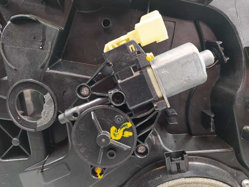 Recambio de elevalunas delantero izquierdo para ford fiesta (cb1) titanium referencia OEM IAM 8A61A045H17AG 8A6114A389B 