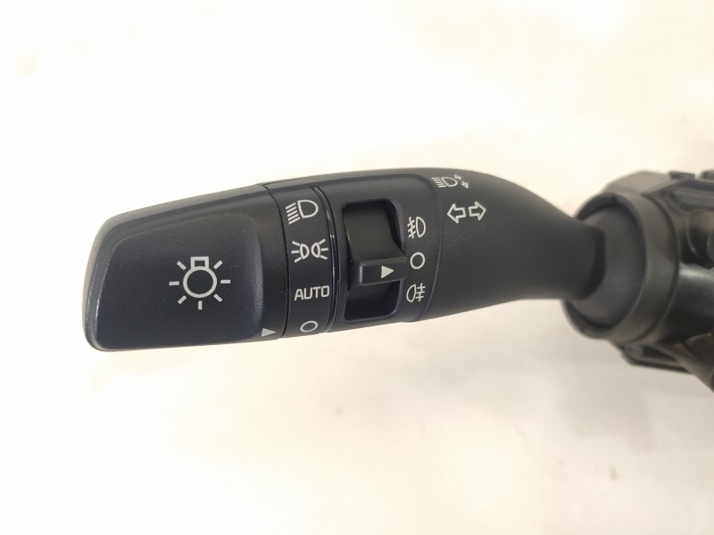 Recambio de mando luces para kia niro emotion plug-in hybrid referencia OEM IAM 4C73AR1001 93403G5960 