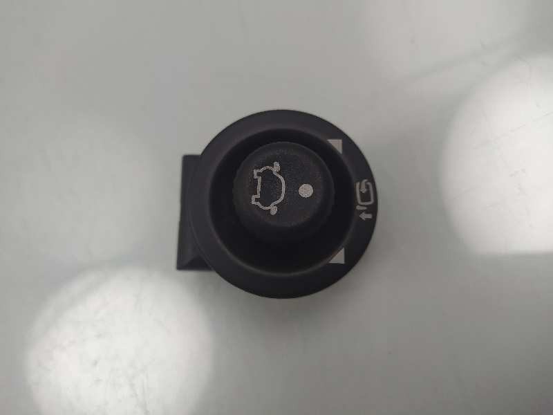 Recambio de mando retrovisor para ford fiesta (cb1) titanium referencia OEM IAM 1S7T17B676AA  