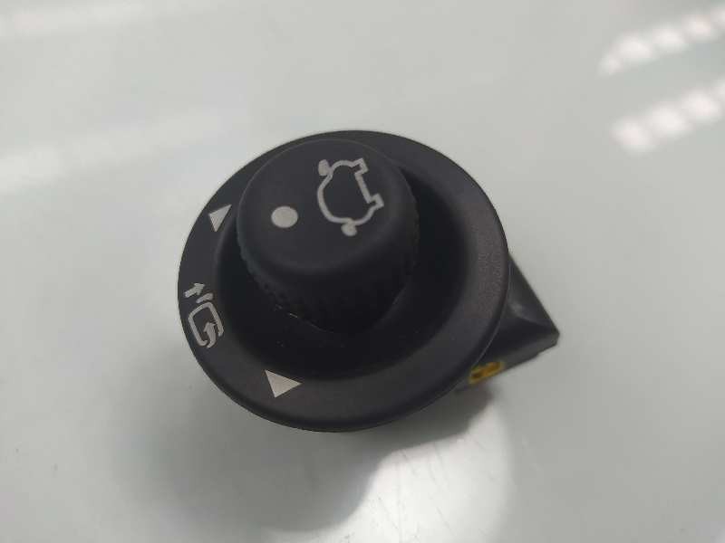 Recambio de mando retrovisor para ford fiesta (cb1) titanium referencia OEM IAM 1S7T17B676AA  