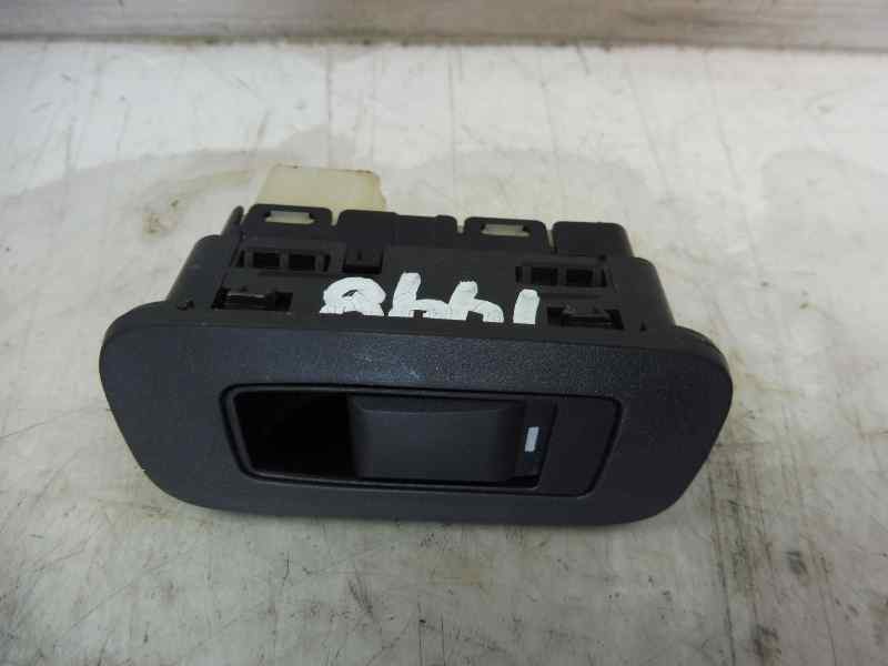 Recambio de mando elevalunas trasero derecho para chrysler 300 c touring 3.0 crd referencia OEM IAM 04602787AAA  