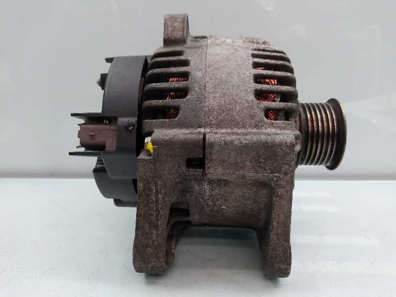 Recambio de alternador para renault scenic ii confort dynamique referencia OEM IAM 8200495294 TG11C049 2543342A