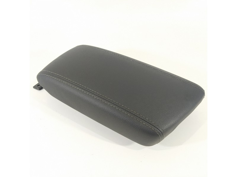 Recambio de apoyabrazos central para kia niro emotion plug-in hybrid referencia OEM IAM   