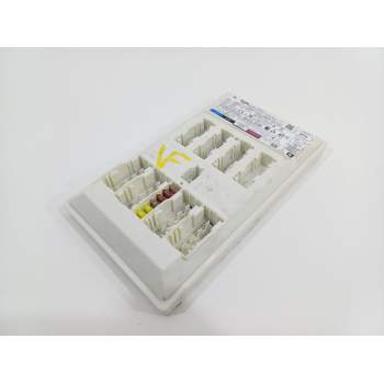 CAJA RELES / FUSIBLES 61355A86B88 