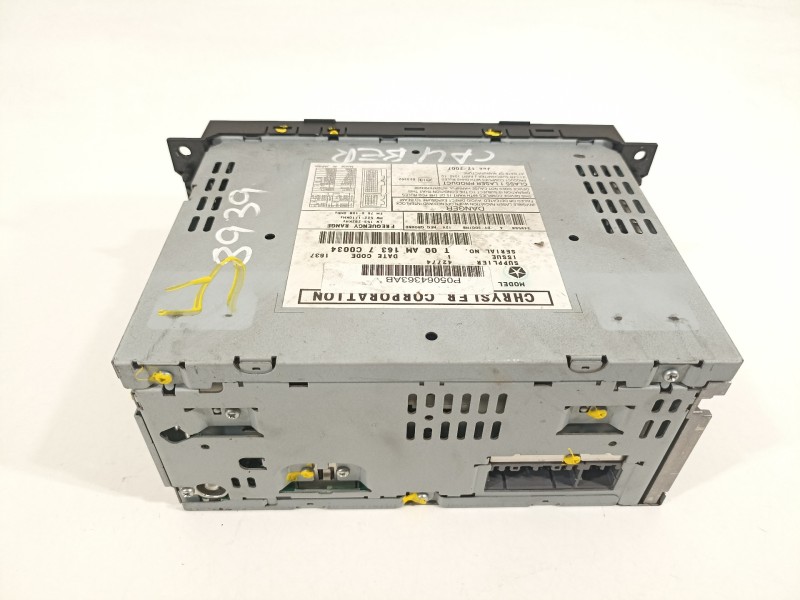 Recambio de sistema audio / radio cd para dodge caliber s referencia OEM IAM P05064363AB  
