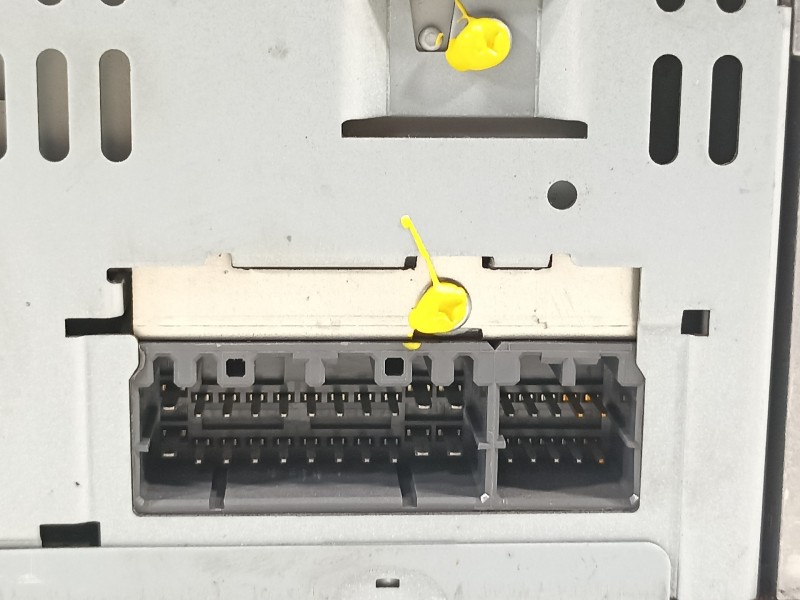 Recambio de sistema audio / radio cd para dodge caliber s referencia OEM IAM P05064363AB  