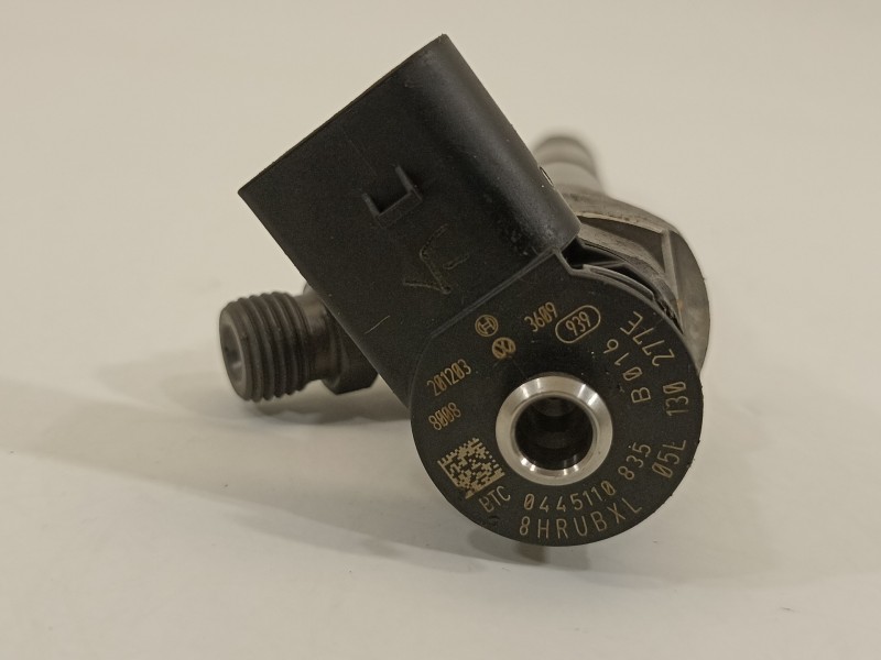 Recambio de inyector para audi a3 sportback (8y) gy referencia OEM IAM 05L130277E 0445110835 