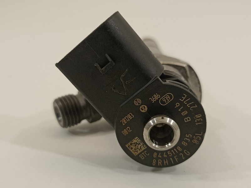 Recambio de inyector para audi a3 sportback (8y) gy referencia OEM IAM 05L130277E 0445110835 