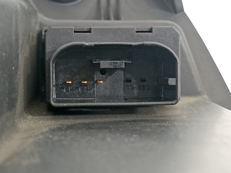 Recambio de guantera para seat leon (1p1) reference referencia OEM IAM 1P1857103 1P1857095 