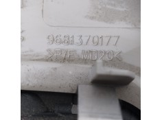 Recambio de luz interior para peugeot 3008 active referencia OEM IAM 9682063880 9681370177  2