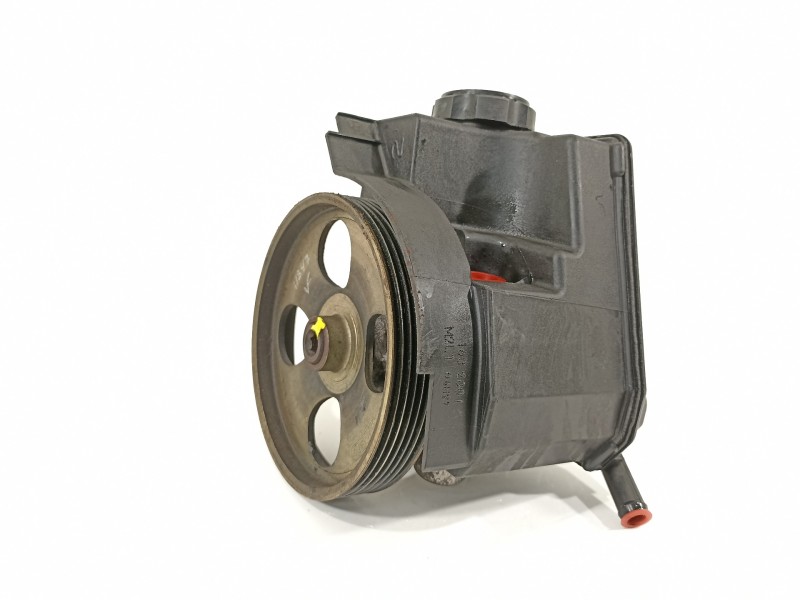 Recambio de bomba direccion para peugeot 206 cc cc referencia OEM IAM 9636868880  