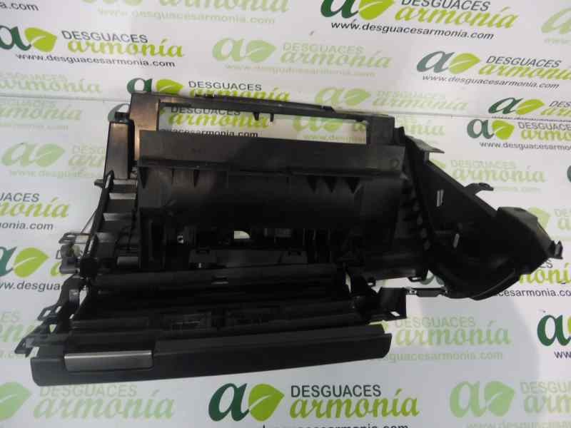 Recambio de guantera para land rover range rover sport v6 td hse referencia OEM IAM FLC500260C01  