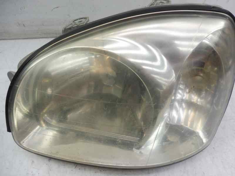 Recambio de faro izquierdo para hyundai santa fe (sm) 2.0 gls crdi 4x4 referencia OEM IAM   