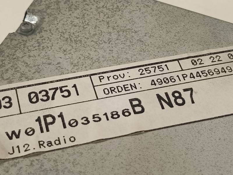 Recambio de sistema audio / radio cd para seat leon (1p1) reference referencia OEM IAM 1P1035186B  