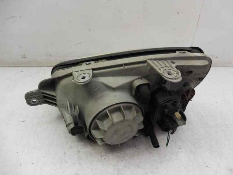 Recambio de faro derecho para hyundai santa fe (sm) 2.0 gls crdi 4x4 referencia OEM IAM   