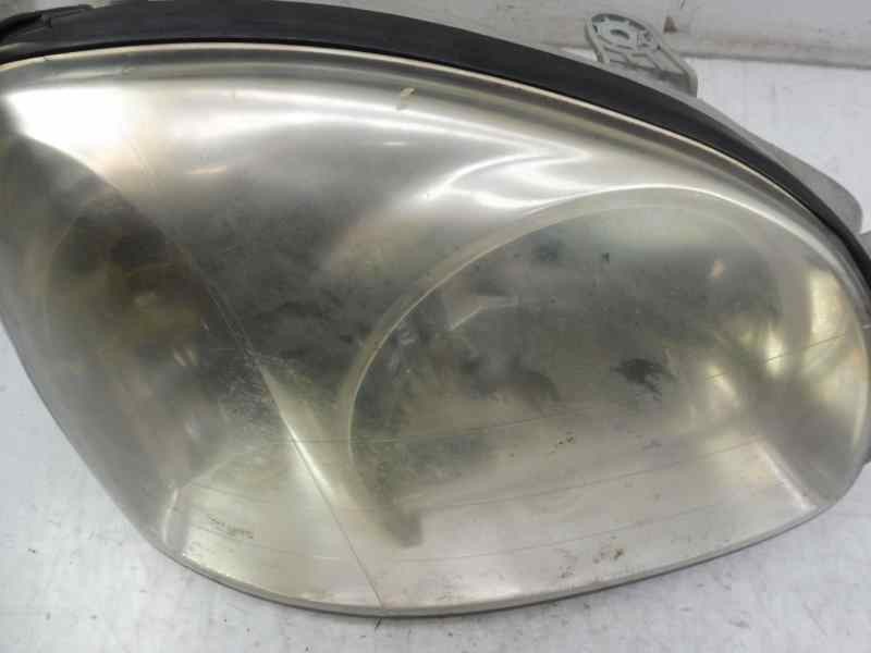 Recambio de faro derecho para hyundai santa fe (sm) 2.0 gls crdi 4x4 referencia OEM IAM   