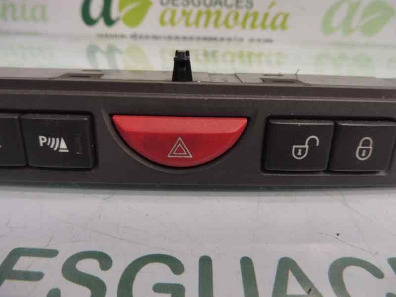 Recambio de warning para land rover range rover sport v6 td hse referencia OEM IAM YUL500570WUX  