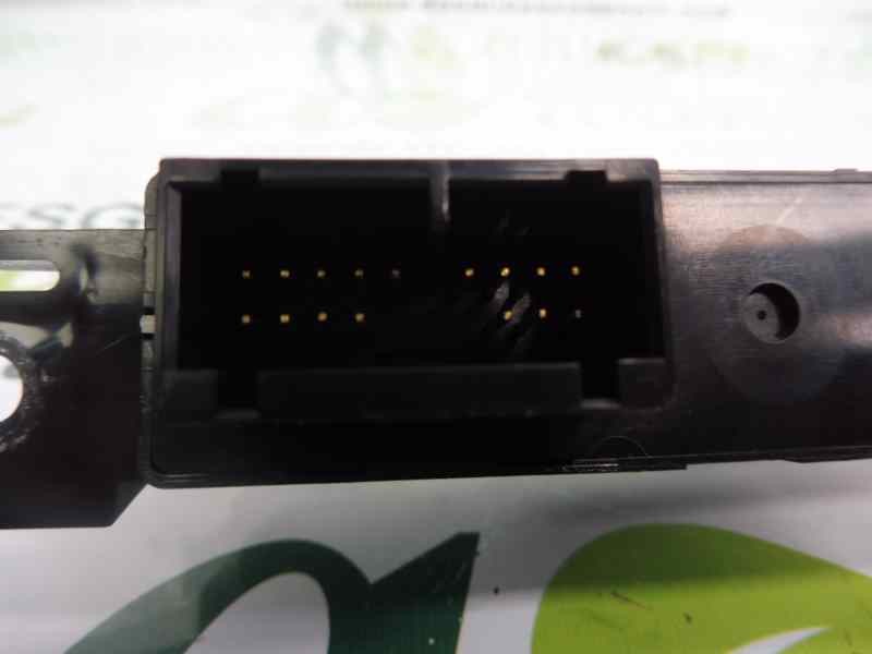 Recambio de warning para land rover range rover sport v6 td hse referencia OEM IAM YUL500570WUX  