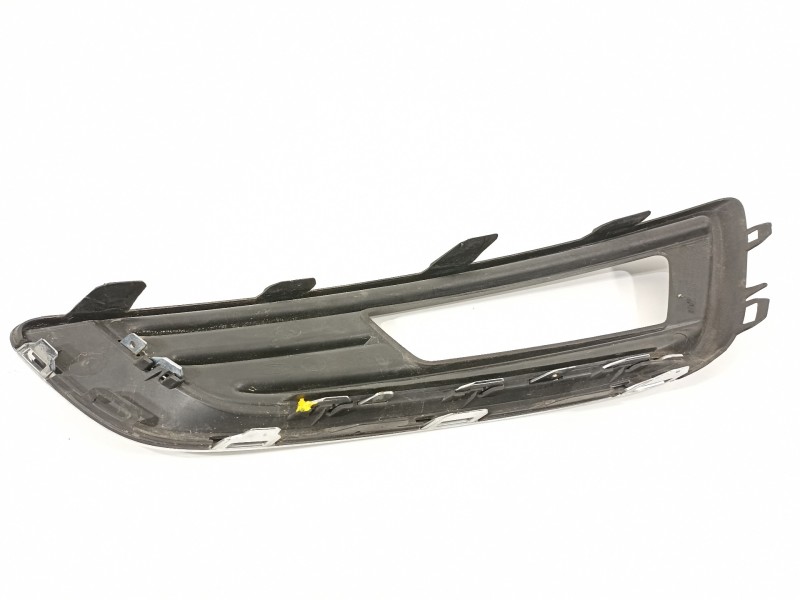 Recambio de rejilla paragolpes derecha para ford focus lim. titanium referencia OEM IAM F1EB15A298B  