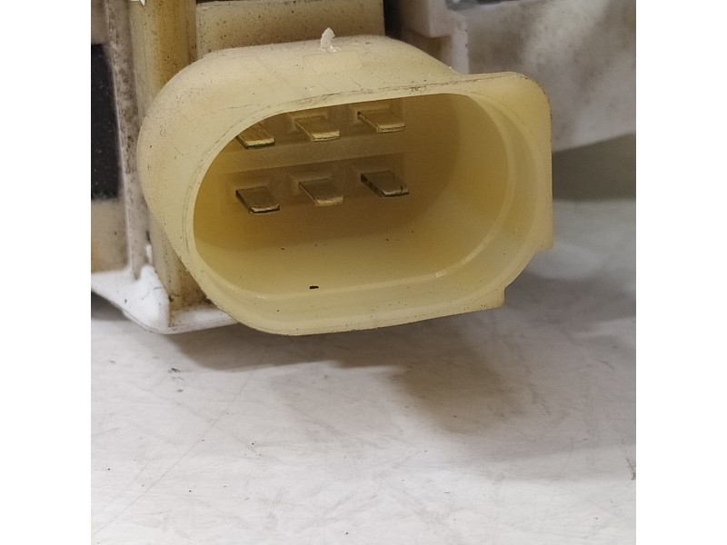 Recambio de elevalunas delantero derecho para bmw serie 3 berlina (e90) 320d referencia OEM IAM 7140588 6927028 0130822227