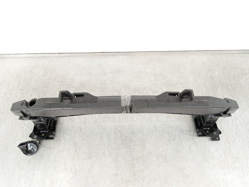 Recambio de refuerzo paragolpes delantero para seat ibiza (kj1) style go referencia OEM IAM 6F0807109H 6F0807111 