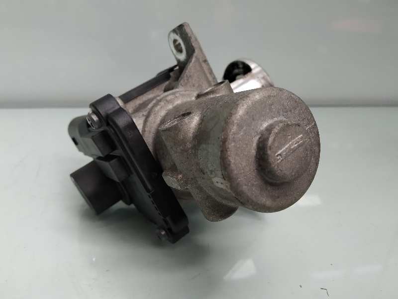Recambio de valvula egr para renault clio iii expression referencia OEM IAM 8200282949 8200561269B 