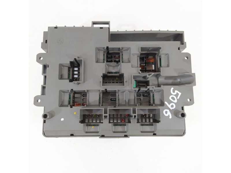 Recambio de caja reles / fusibles para bmw serie 3 berlina (e90) 320d referencia OEM IAM 9119446 61149119446 17925000000A