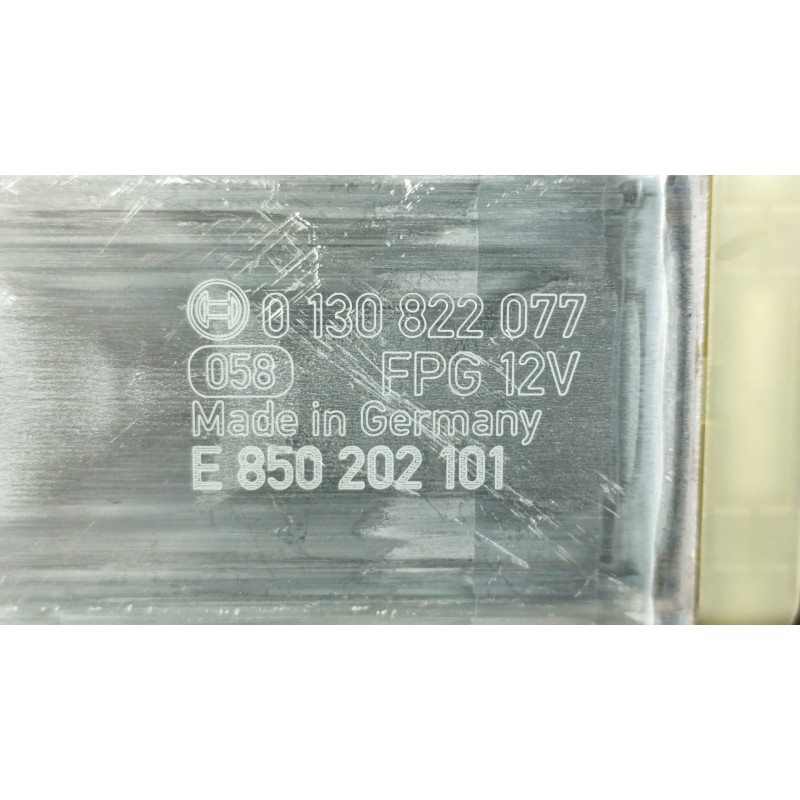 Recambio de motor elevalunas delantero derecho para audi a3 sportback (8y) gy referencia OEM IAM 5Q0959801C 0130822077 