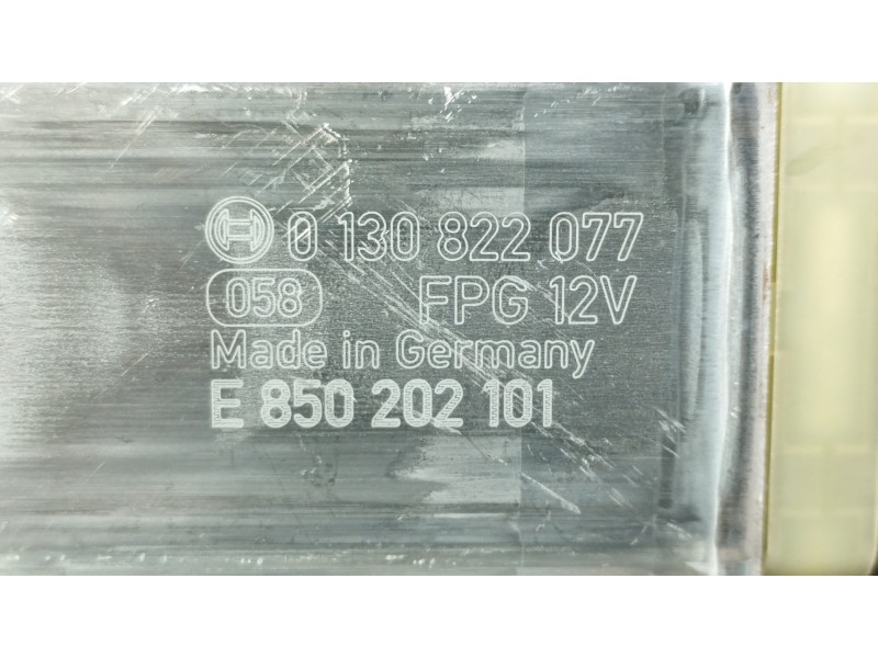 Recambio de motor elevalunas delantero derecho para audi a3 sportback (8y) gy referencia OEM IAM 5Q0959801C 0130822077 