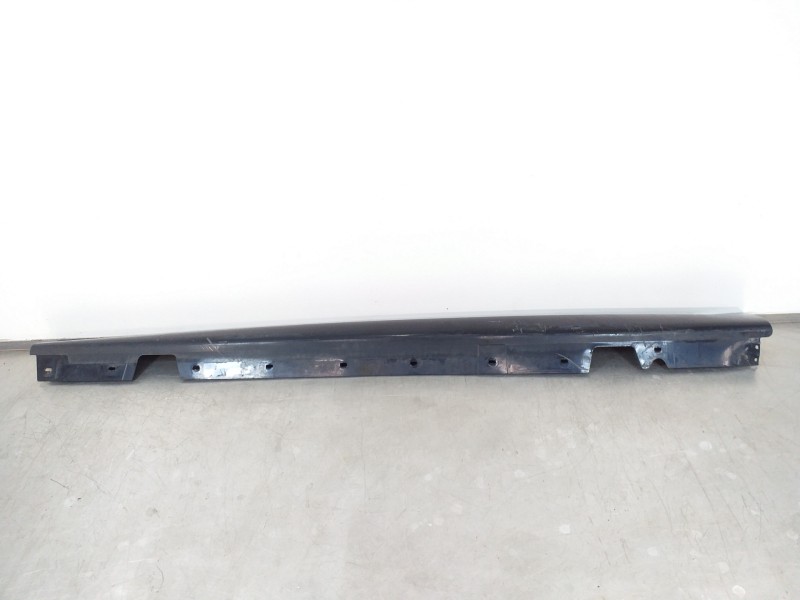 Recambio de faldon lateral para bmw serie 3 berlina (e90) 320d referencia OEM IAM 517X77906507  