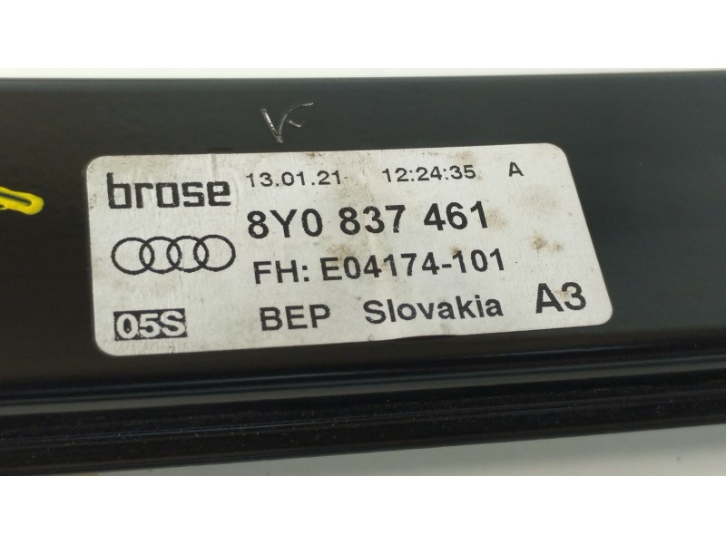 Recambio de elevalunas delantero izquierdo para audi a3 sportback (8y) gy referencia OEM IAM 8Y0837461 5Q0959802C 0130822076