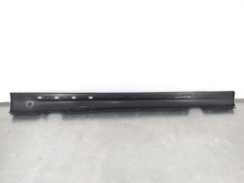 Recambio de faldon lateral para bmw serie 3 berlina (e90) 320d referencia OEM IAM 517X77906507  