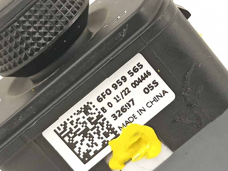 Recambio de mando retrovisor para seat ibiza (kj1) style go referencia OEM IAM 6F0959565  