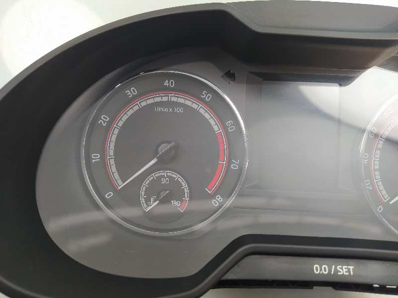 Recambio de cuadro instrumentos para skoda octavia lim. (5e3) rs referencia OEM IAM 5E0920756D  