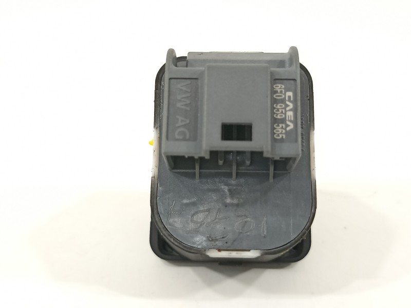 Recambio de mando retrovisor para seat ibiza (kj1) style go referencia OEM IAM 6F0959565  