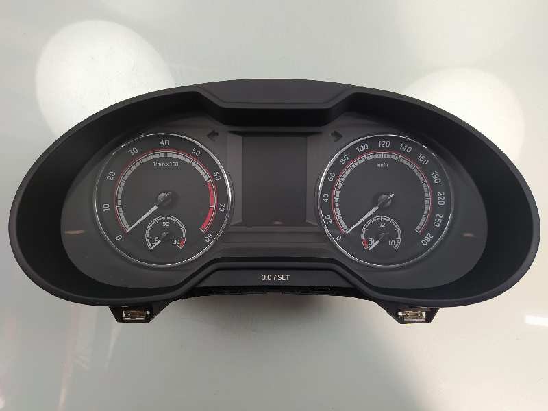 Recambio de cuadro instrumentos para skoda octavia lim. (5e3) rs referencia OEM IAM 5E0920756D  