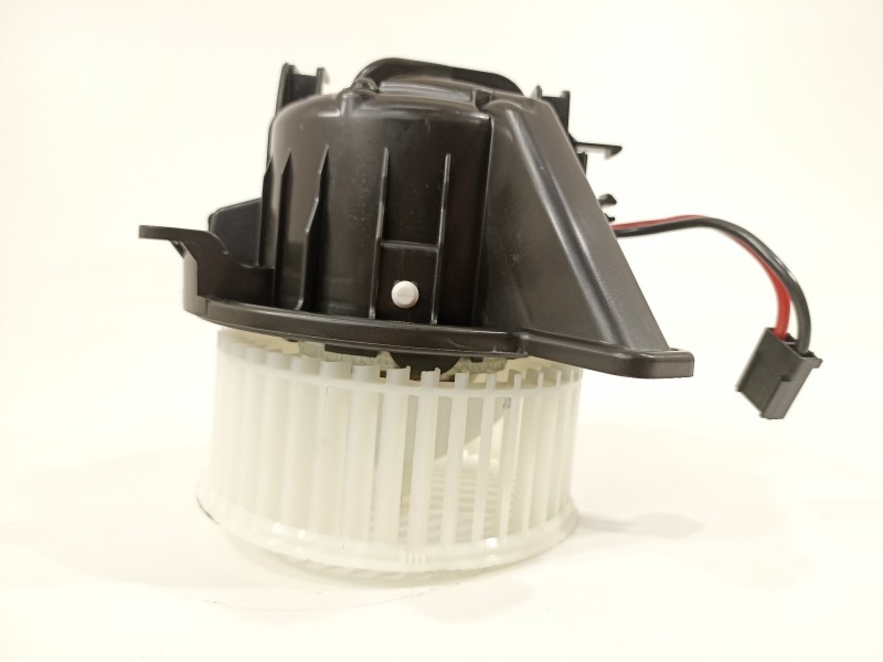 Recambio de ventilador calefaccion para seat ibiza (kj1) style go referencia OEM IAM 2Q1820021  