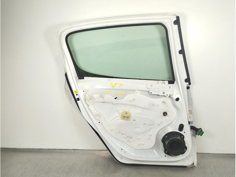 Recambio de puerta trasera izquierda para peugeot 308 confort referencia OEM IAM 9006L7  
