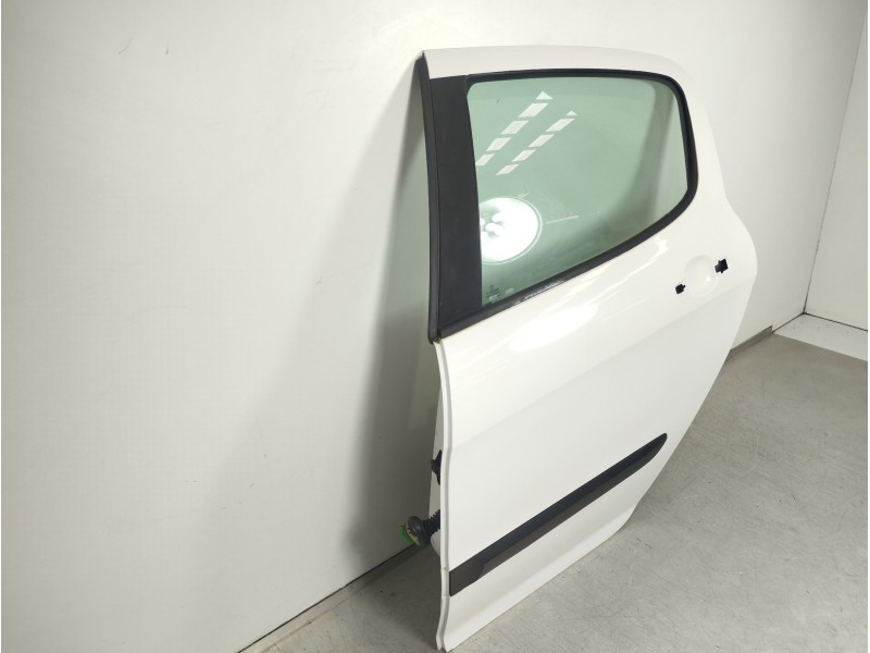 Recambio de puerta trasera izquierda para peugeot 308 confort referencia OEM IAM 9006L7  