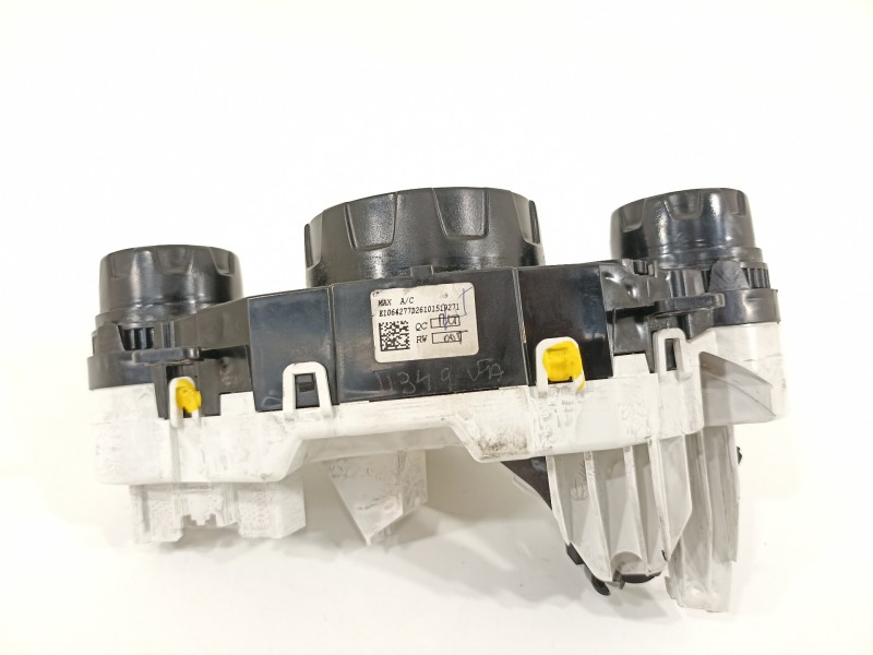 Recambio de mando climatizador para ford fiesta (ccn) black edition referencia OEM IAM 8A6118549  