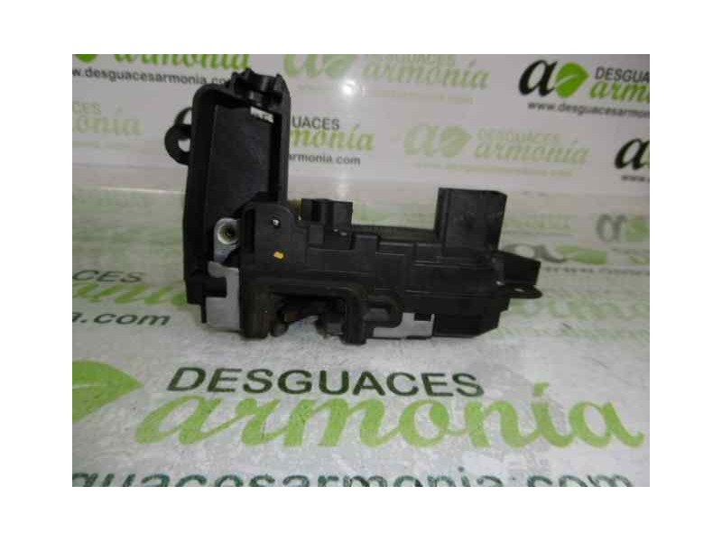 Recambio de cerradura puerta delantera derecha para opel astra h berlina enjoy referencia OEM IAM 13210749  