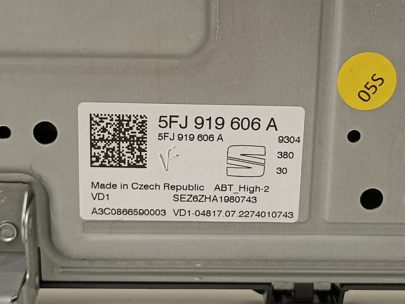 Recambio de pantalla multifuncion para seat ibiza (kj1) style go referencia OEM IAM 5FJ919606A  