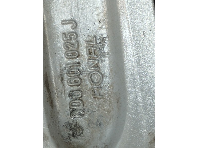 Recambio de llanta para audi a4 berlina (b5) 2.5 tdi referencia OEM IAM 8D0601025  