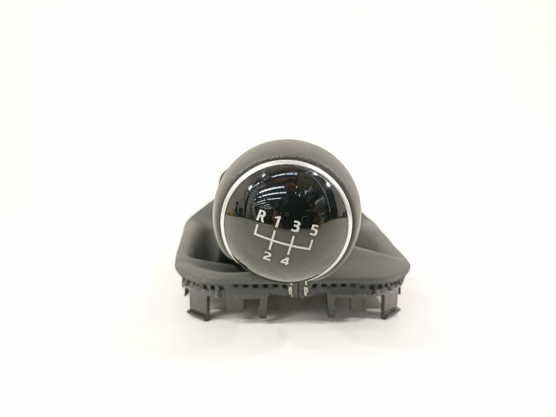 Recambio de pomo palanca cambio para seat ibiza (kj1) style go referencia OEM IAM 6F0711113T  