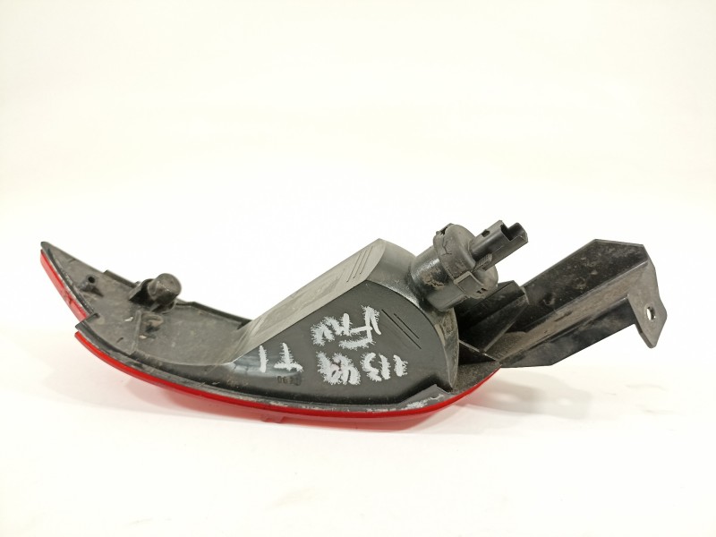 Recambio de piloto trasero izquierdo paragolpes para ford fiesta (ccn) black edition referencia OEM IAM 8A6115K273 8A6115K273AD 