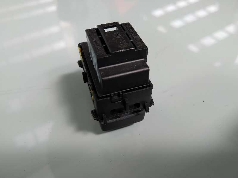 Recambio de mando elevalunas delantero derecho para skoda octavia lim. (5e3) rs referencia OEM IAM 5E0959855AWHS  