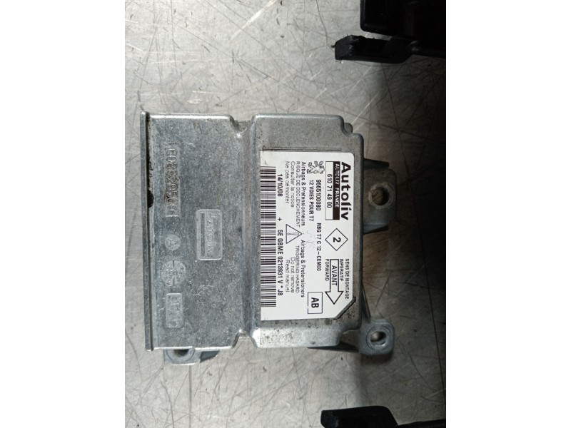Recambio de kit airbag para peugeot 308 confort referencia OEM IAM 9681466680 96810154ZD 9665100080