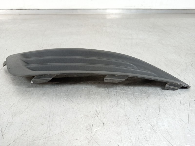 Recambio de rejilla paragolpes derecha para ford fiesta (ccn) black edition referencia OEM IAM C1BB15A222A  